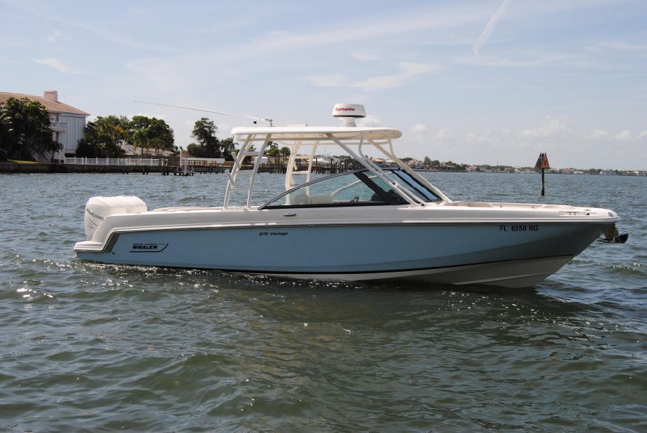 2018 Boston Whaler 270 Vantage