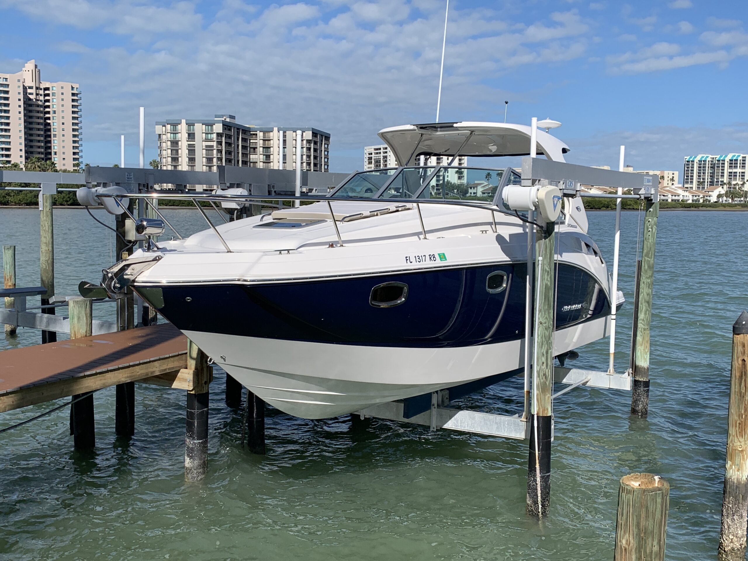 2013 Chaparral 310 Signature