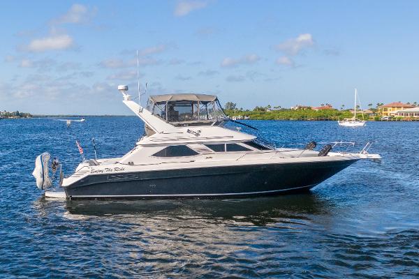 1999 Sea Ray 45 Express Bridge