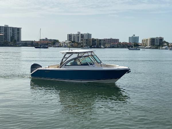 2018 Pursuit 265 DC