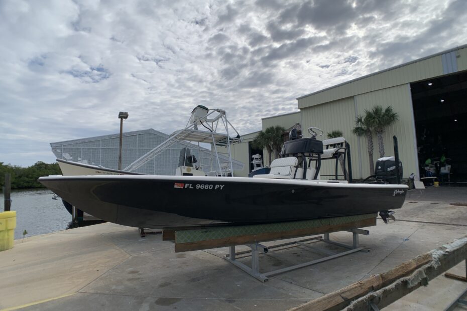 2014 Yellowfin 24 Bay