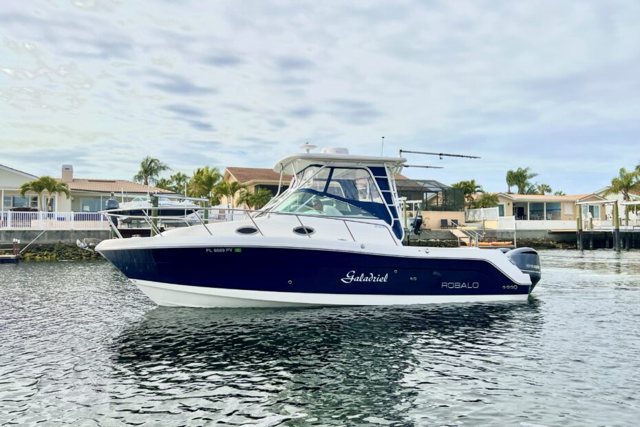 2015 Robalo R305